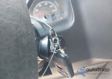 2013 Ford E-350 Super Duty Xlt from USA, damaged, VIN 1FBSS3BL5DDA63092